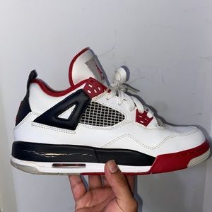 Air jordan 4 “fire red”